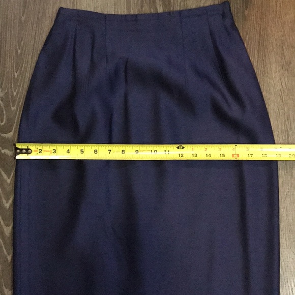 Vintage formal skirt suit - Picture 9 of 13